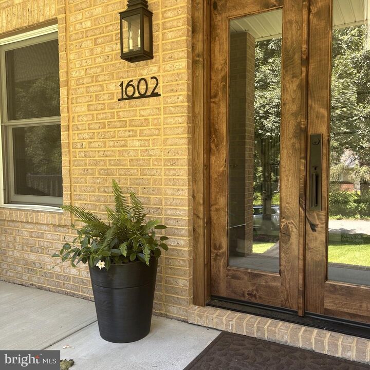Property Photo: 1602 Locksley Drive MD 21401