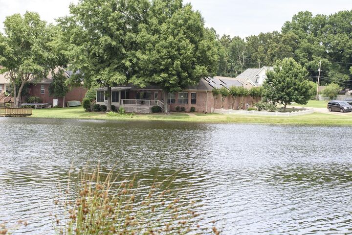 Property Photo: 601 Innsbrooke Cove AR 72076