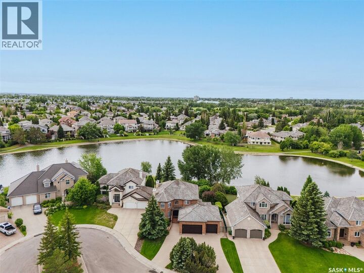 Property Photo: 811 Braeside View SK S7V 1A7