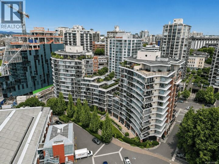 Property Photo: 737 Humboldt Street S204 BC V8W 1B1