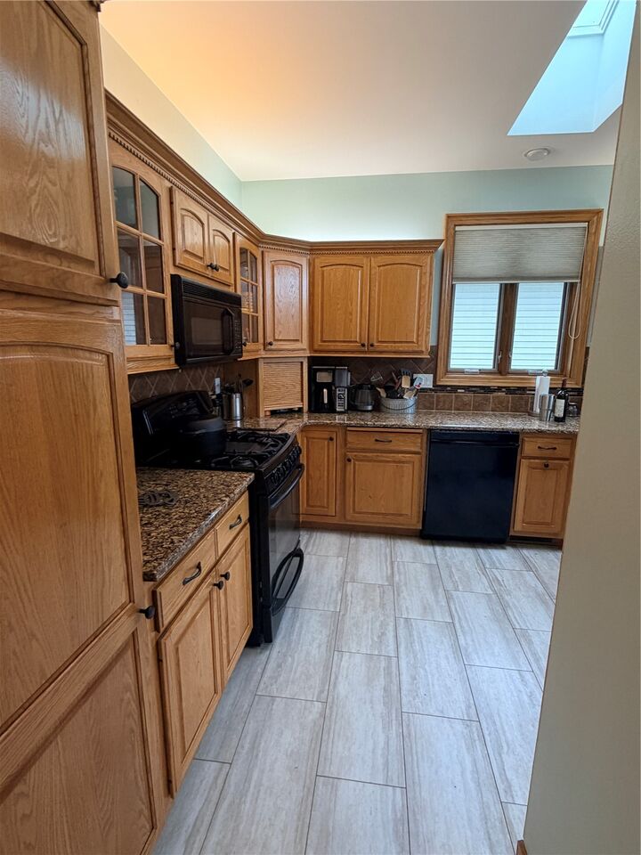 Property Photo: 633 Tiffany Drive NE IA 52402