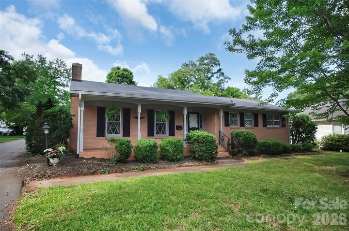 Property Photo:  327 Arlington Street  NC 28043 