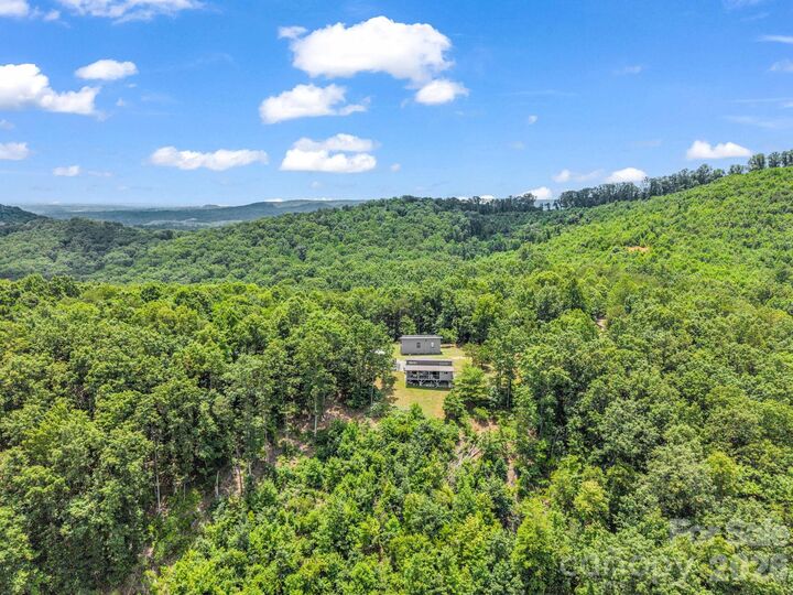 Property Photo: 1300 Towery Trace NC 28040