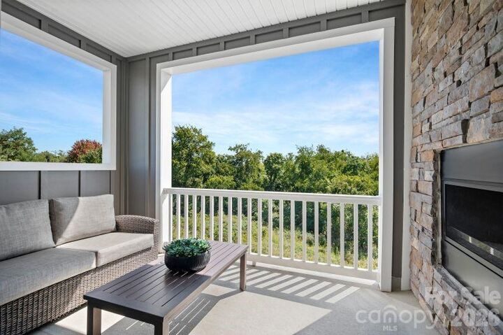 Property Photo: 7614 Ravenscroft Close Way SC 29707