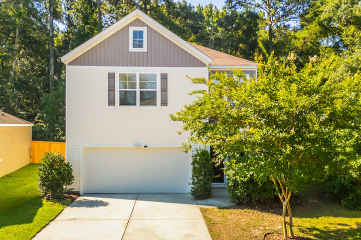 Property Photo:  2627 Alamanda Drive  SC 29455 