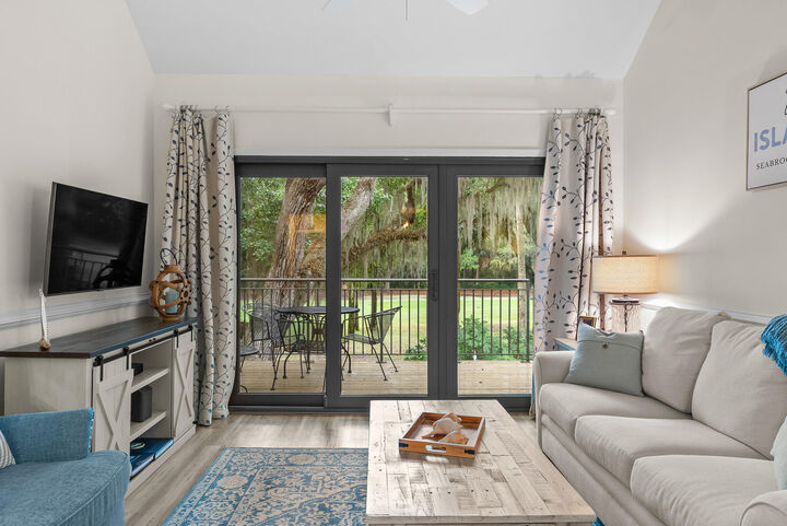 Property Photo:  194 High Hammock Villas  SC 29455 