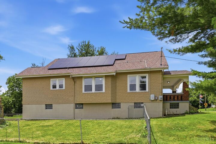 Property Photo: 1897 Springdale Road OH 45231