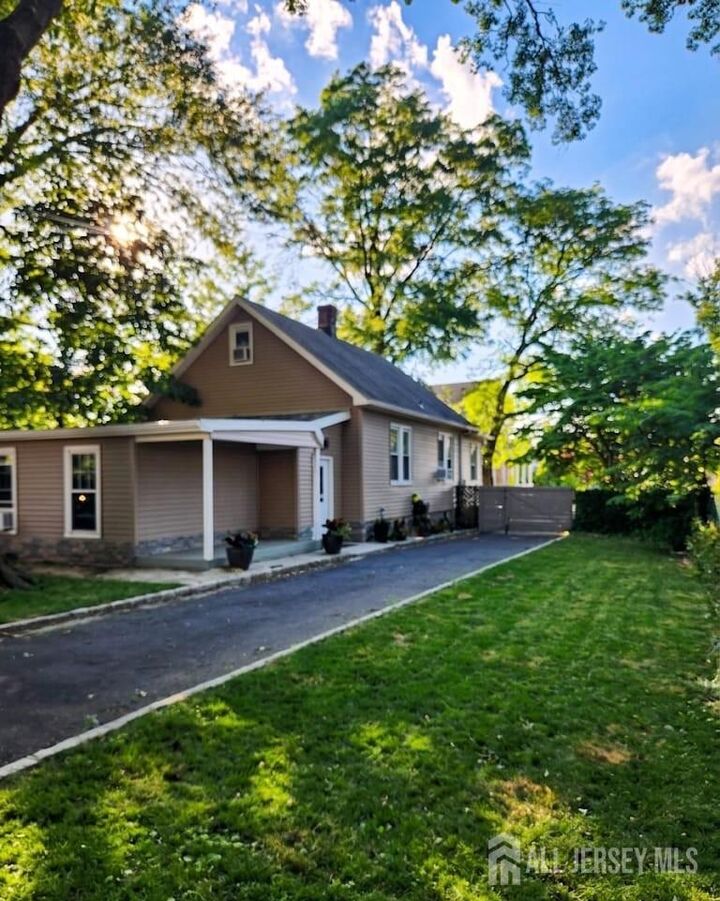 Property Photo:  297 Grove Street  NJ 07095 