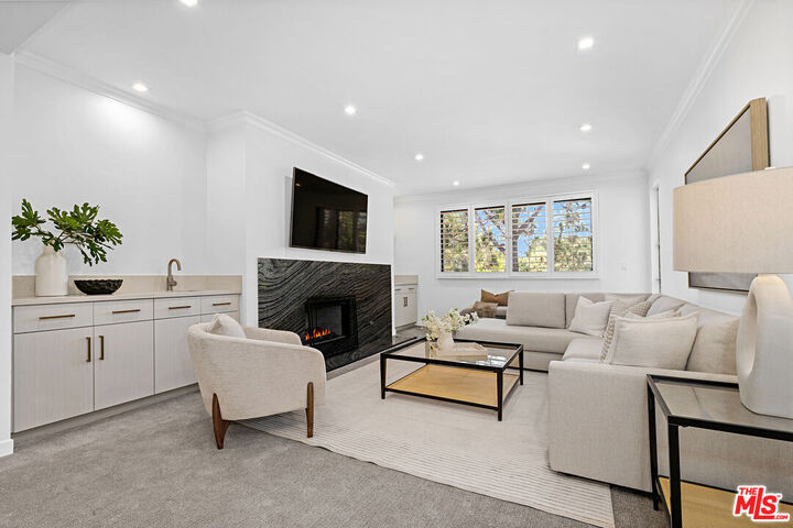 Property Photo: 2122 Century Park Ln CA 90067