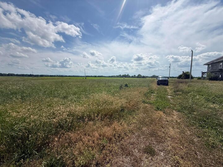 Property Photo:  498 Junk Road  OH 43115 