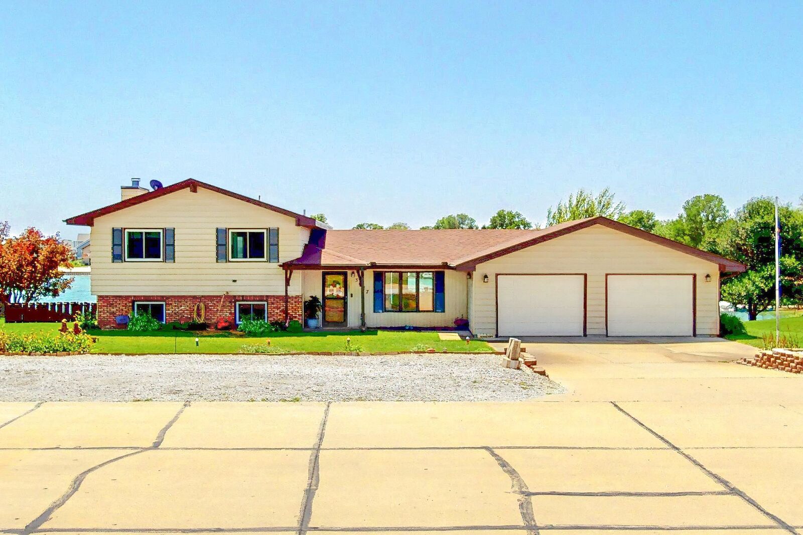Property Photo:  3027 Timber Edge Drive  NE 68601 
