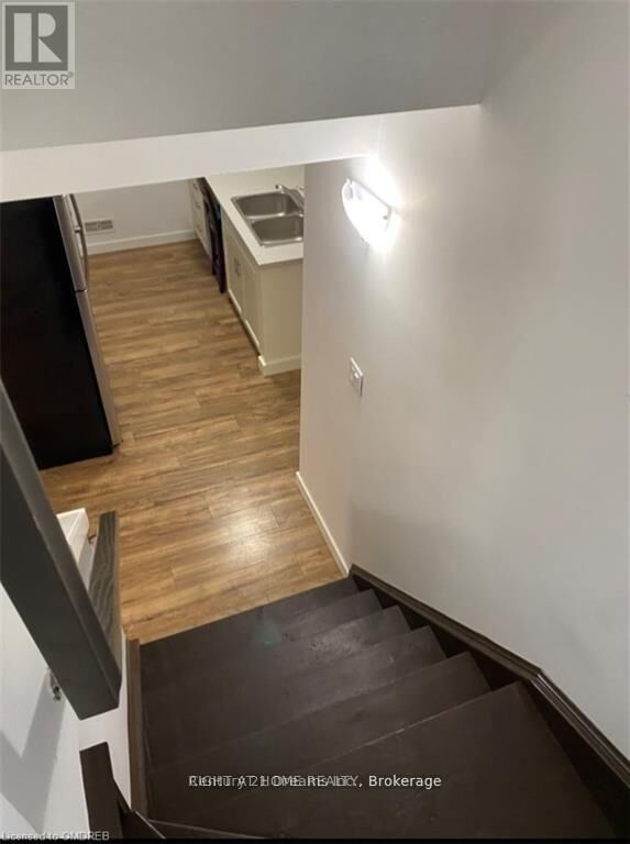 Property Photo:  44 Franklin Street South  ON N2M 4B5 