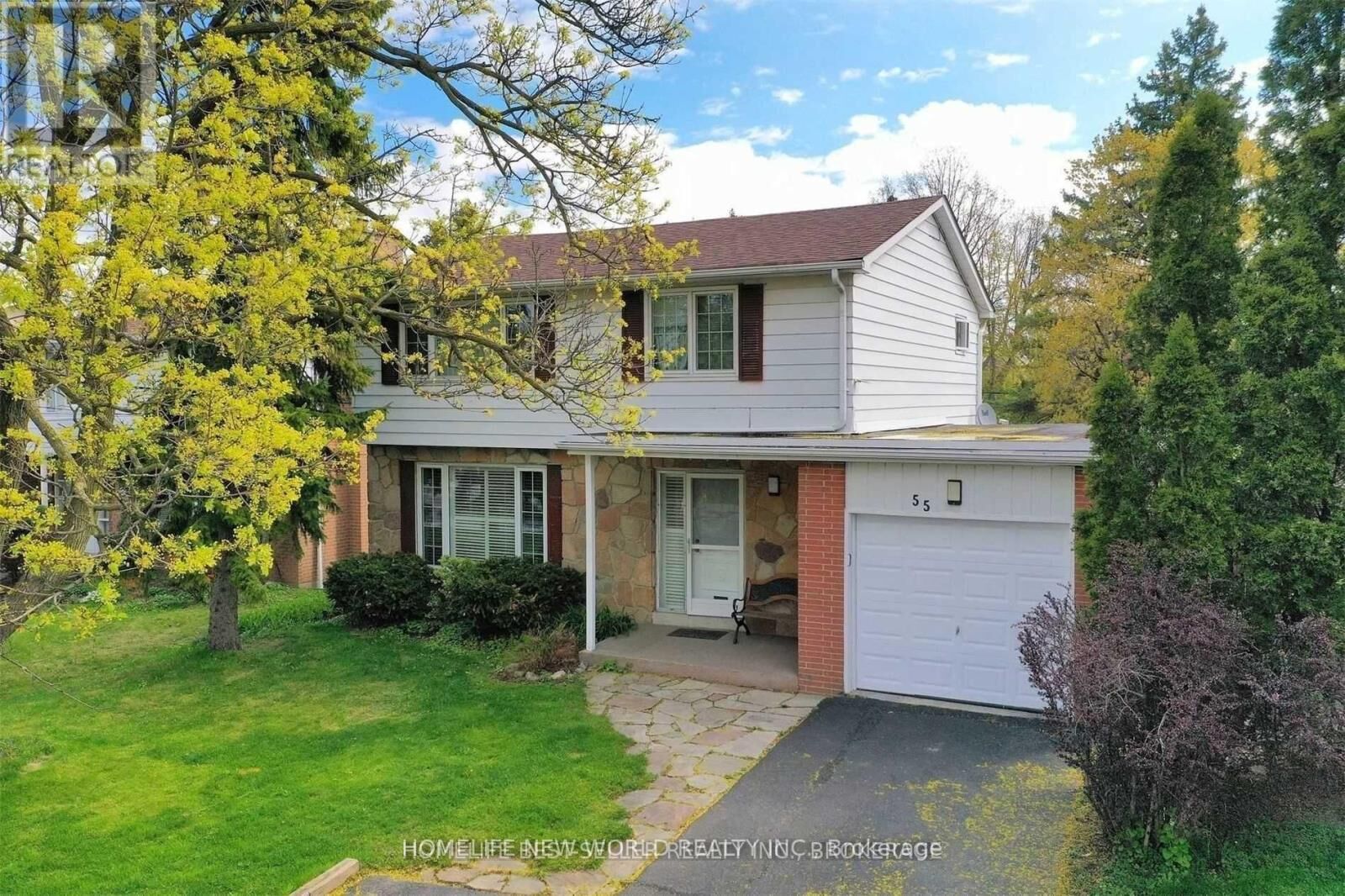 Property Photo: 55 Henderson Avenue ON L3T 2K6