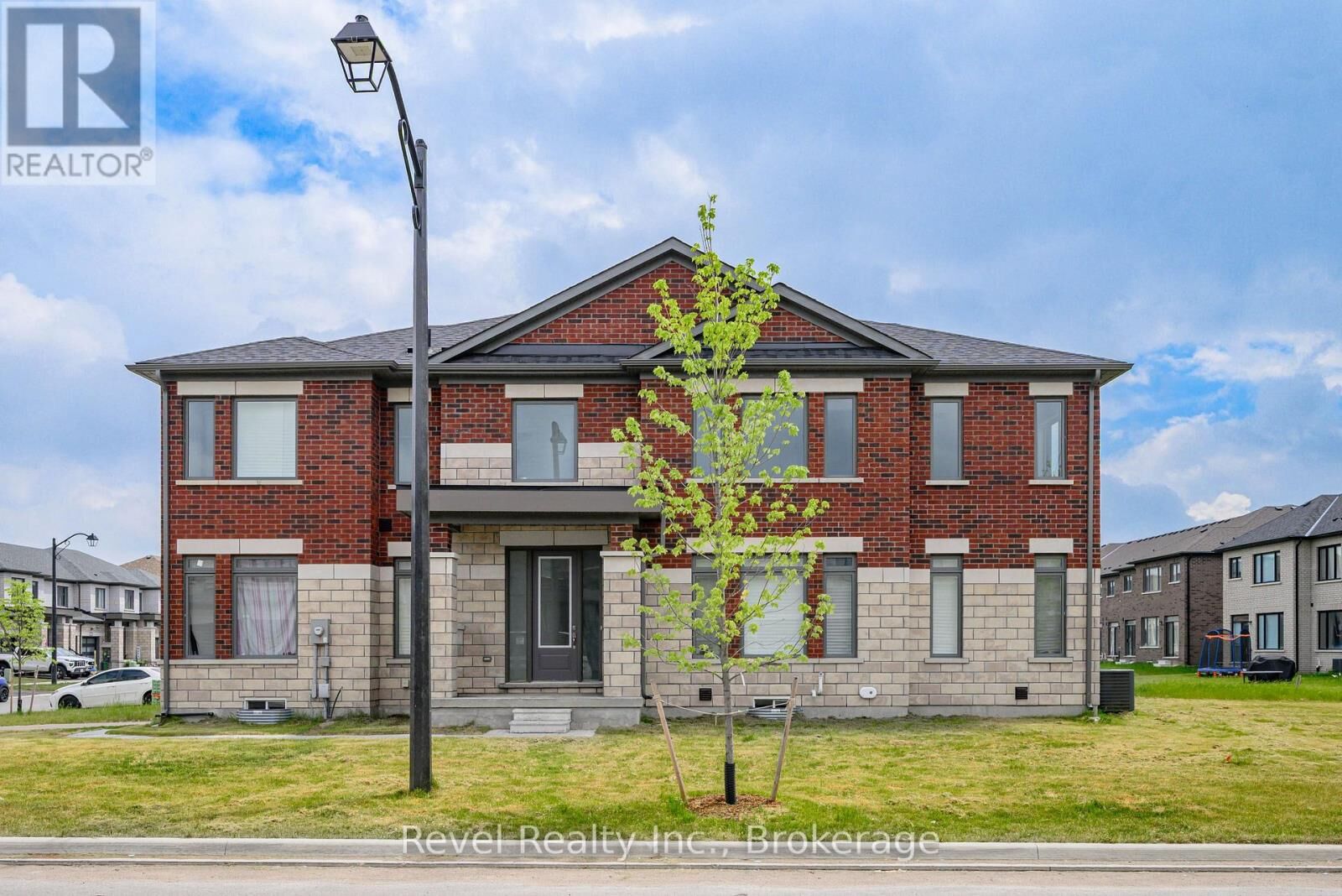 Property Photo:  1 Keenan Street  ON K9V 6K2 