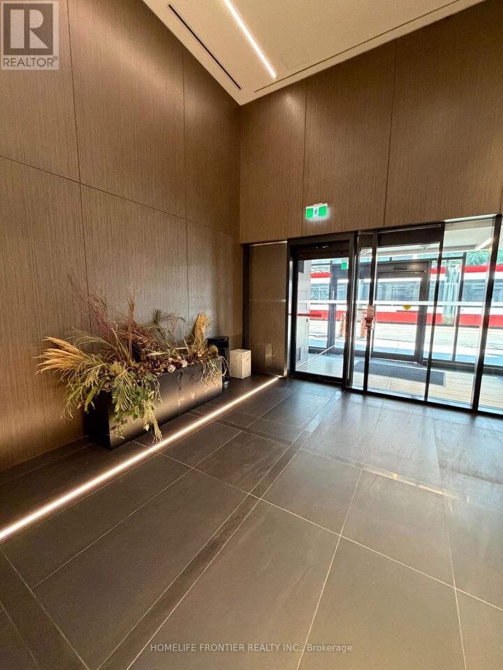 Property Photo: 181 Dundas Street East 5601 ON M5A 0N5