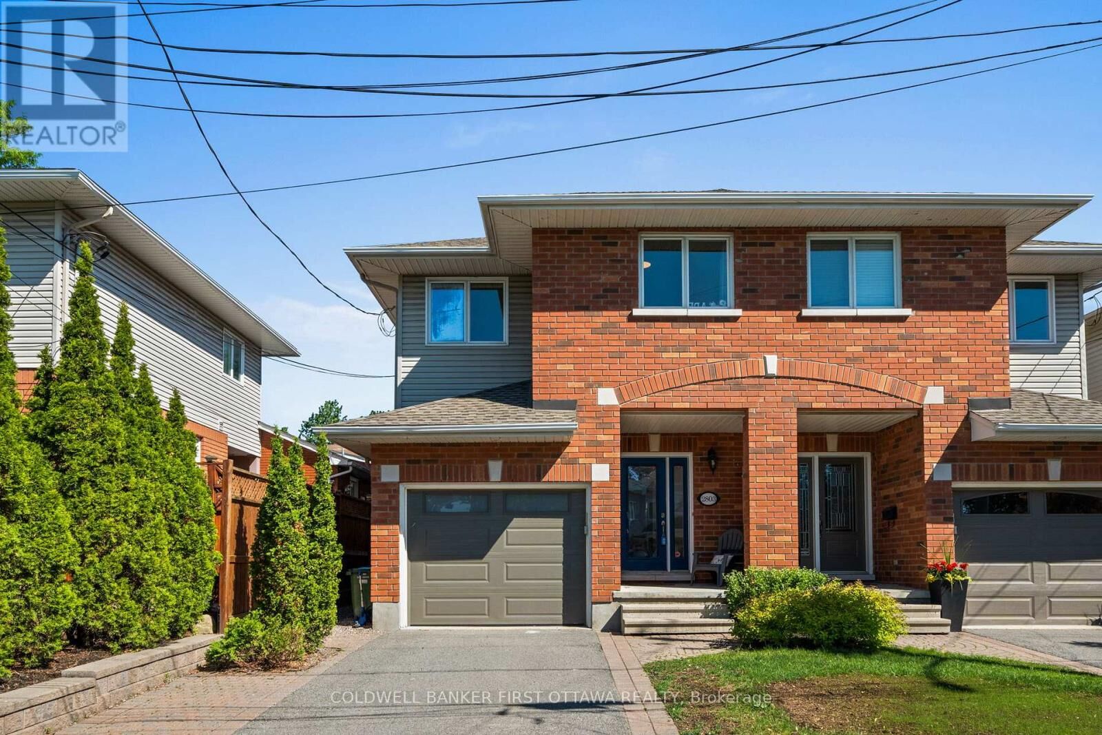 Property Photo: 2803 St. Stephen'S Street ON K2B 1B6