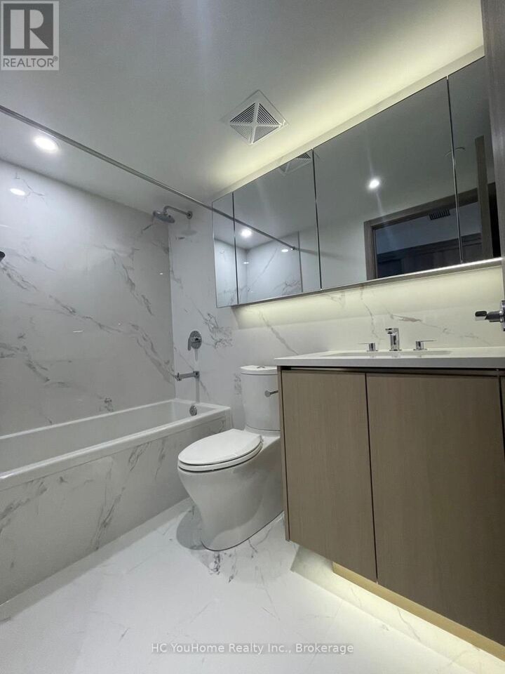Property Photo:  25 McMahon Drive 1006  ON M2K 0J2 