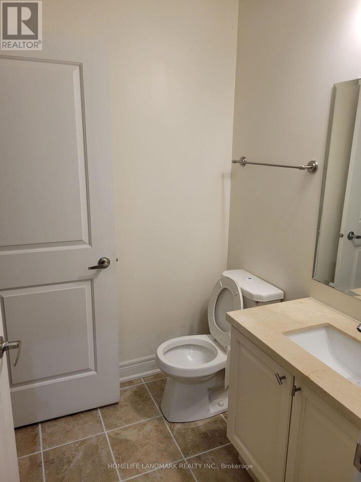 Property Photo: 50 Hargrave Lane 4 ON M4N 0A4