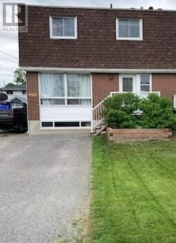 Property Photo:  672 Dane Avenue  ON P1B 7G7 