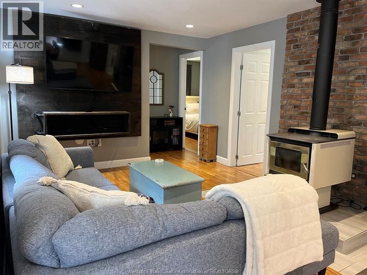Property Photo: 769 Assumption ON N9A 3B7