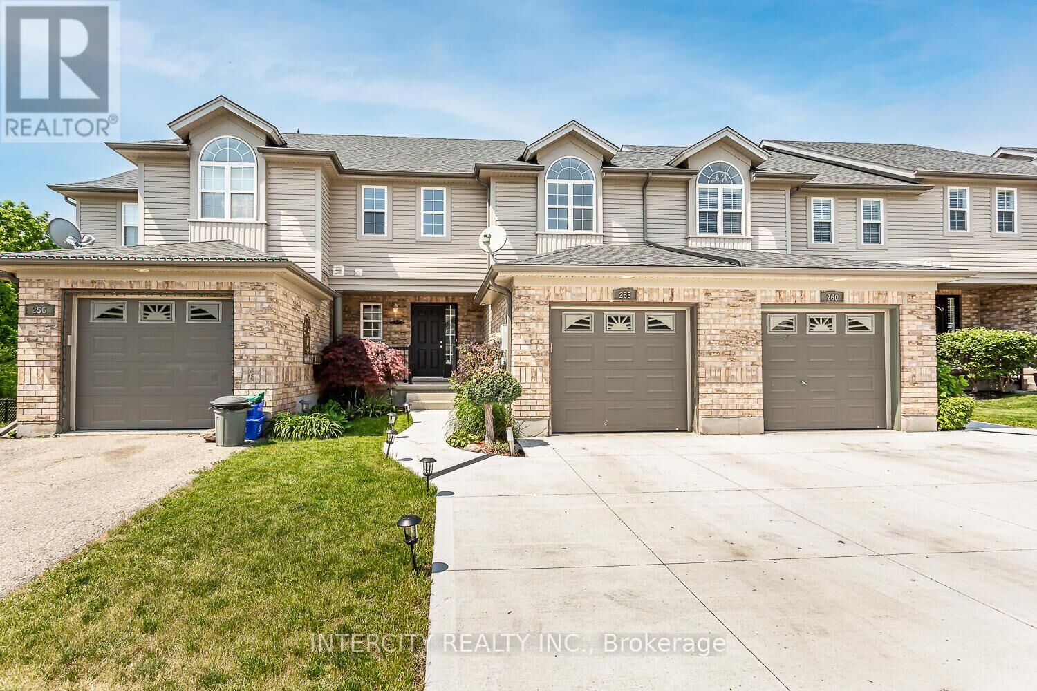 Property Photo: 258 McMeeken Drive ON N3C 4N8