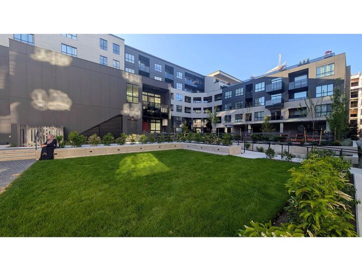 Property Photo:  15735 85th Avenue 417  BC V4N 6Z2 