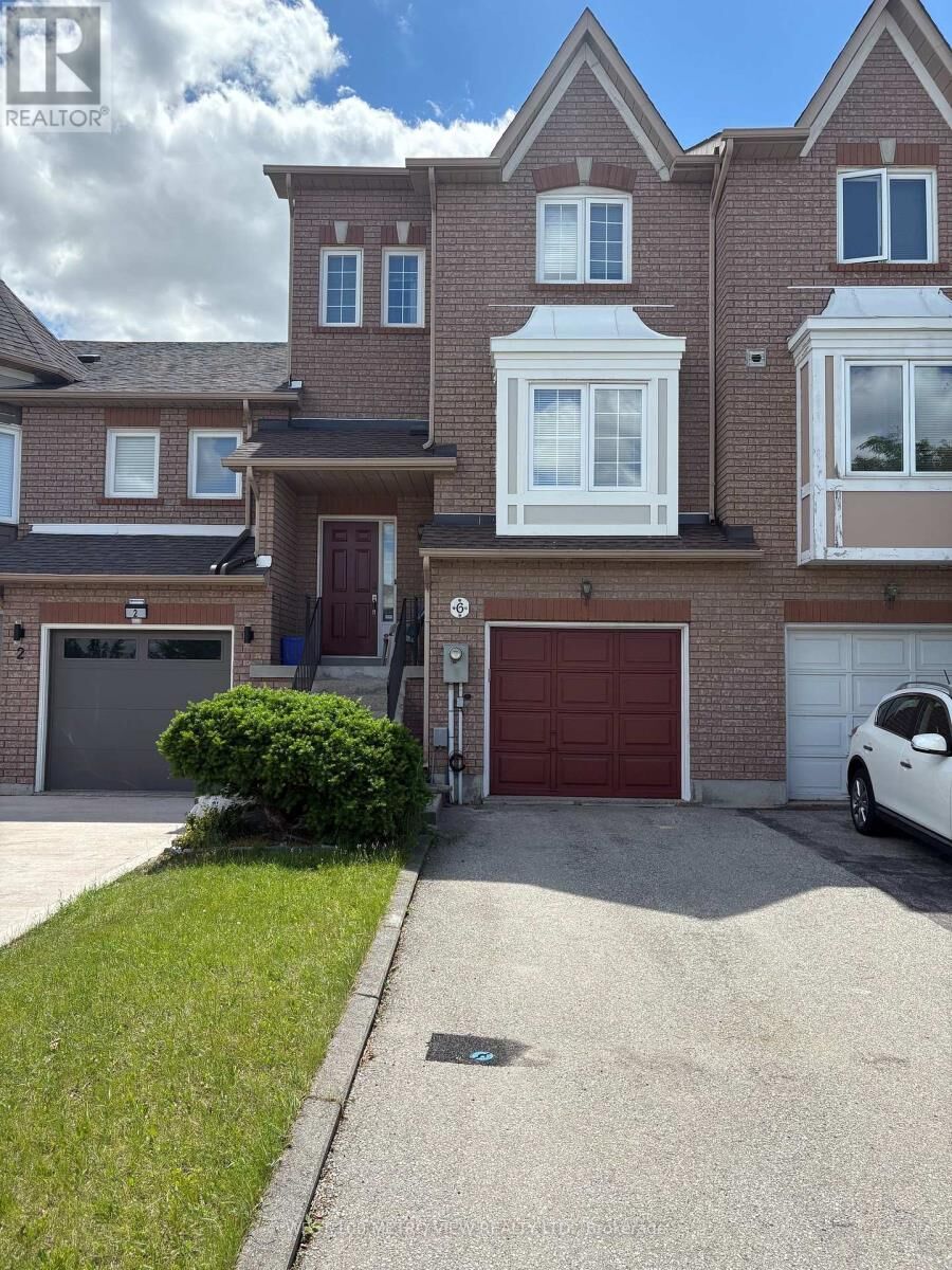 Property Photo: 6 Michelle Drive ON L4L 9B8