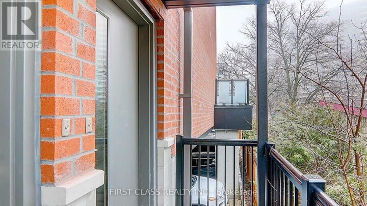 Property Photo:  20 Echo Point 126  ON M1W 0A7 