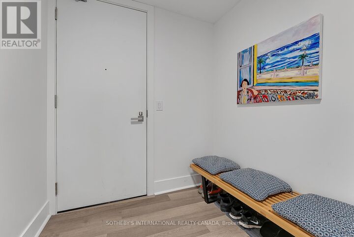 Property Photo:  32 Davenport Road 315  ON M5R 0B5 