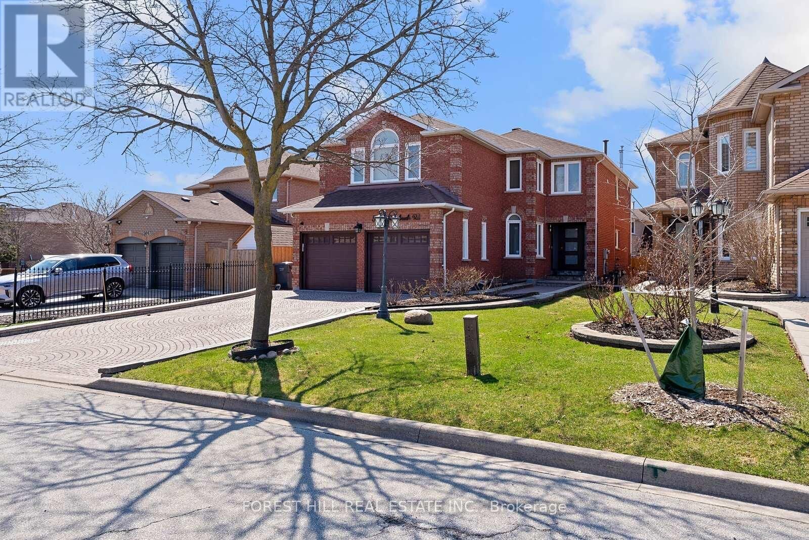 Property Photo: 5003 Rosebush Road Bsmt ON L5M 5M4