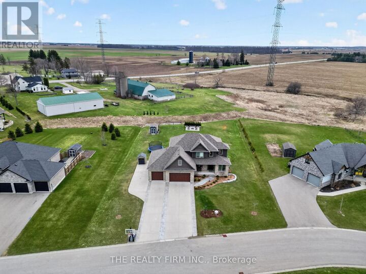 Property Photo: 49287 Ashland Avenue ON N0L 2J0