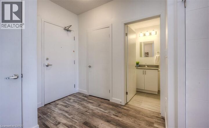 Property Photo:  1438 Highland Road West 1008  ON N2N 0C8 