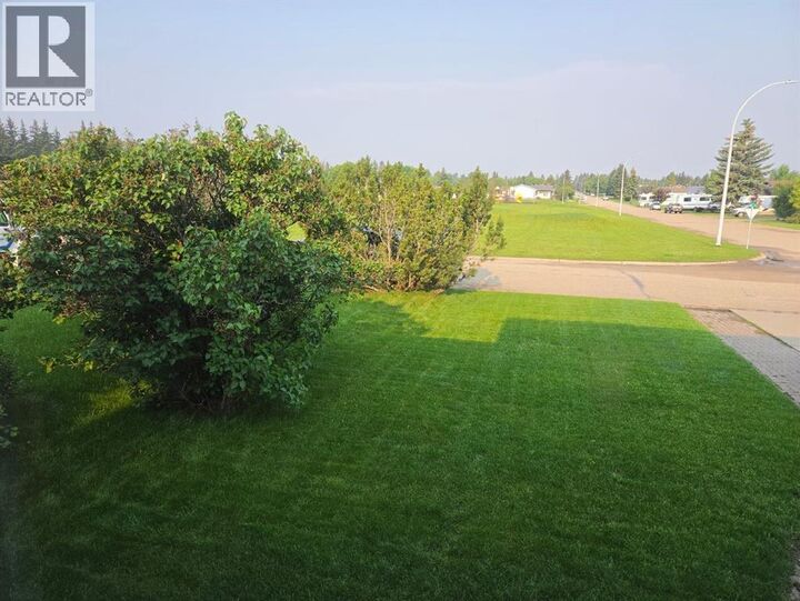 Property Photo:  5521 46 Street  AB T0C 2J0 
