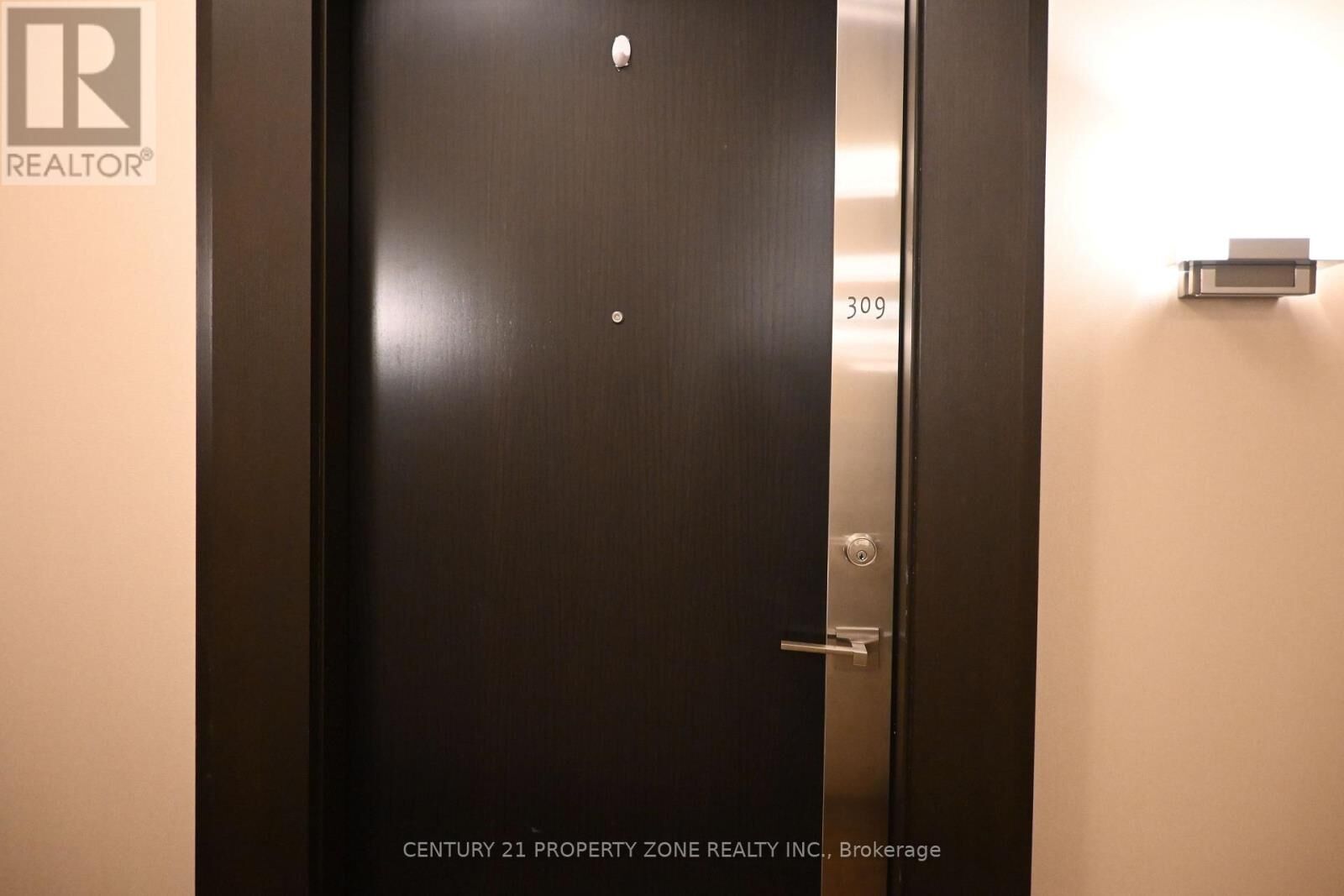 Property Photo:  15 Viking Lane 309  ON M9B 0A1 