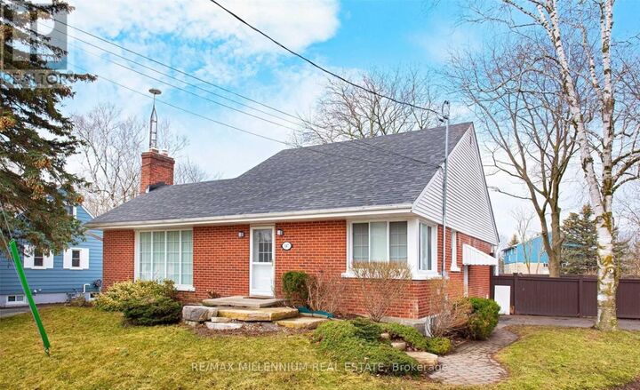 Property Photo: 147 Burkholder Street Lower ON L4A 4J5