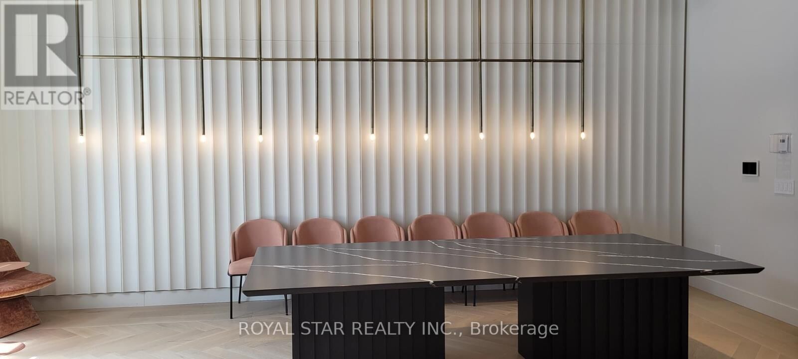 Property Photo:  130 River Street 3206  ON M5A 0R8 