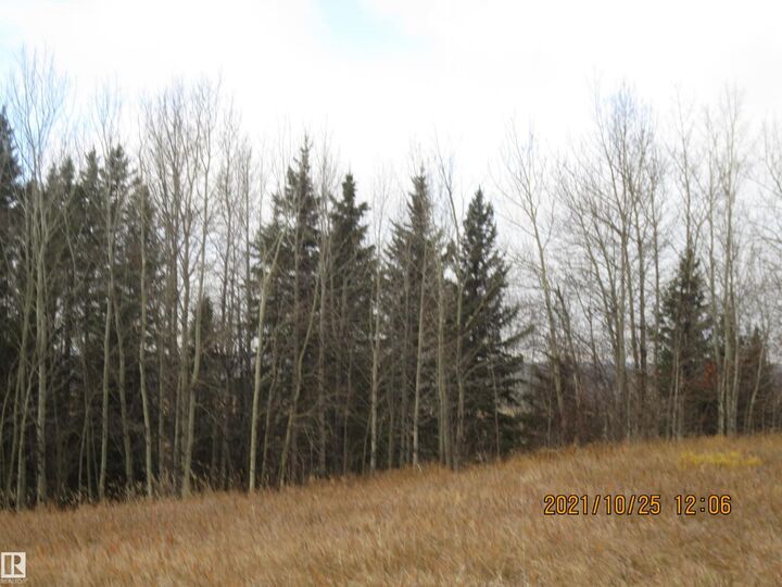 Property Photo:  13530 Township Road 550  AB T7E 3Z4 