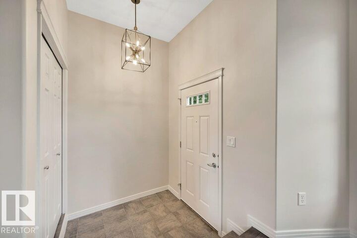 Property Photo:  #14 4367 Veterans Wy NW  AB T5E 6N4 