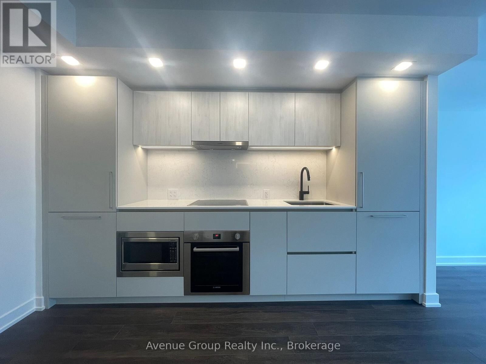 Property Photo:  609 Sherbourne Street 1203  ON M4X 0A4 