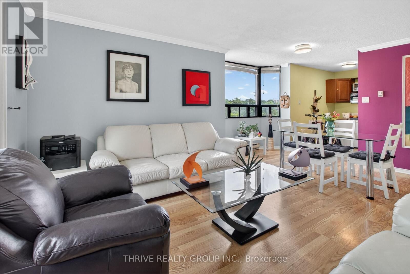 Property Photo:  75 Huxley Street 401  ON N6J 4W7 