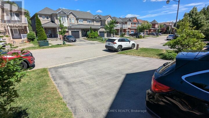 Property Photo:  1218 Lamont Crescent  ON L9T 6W5 