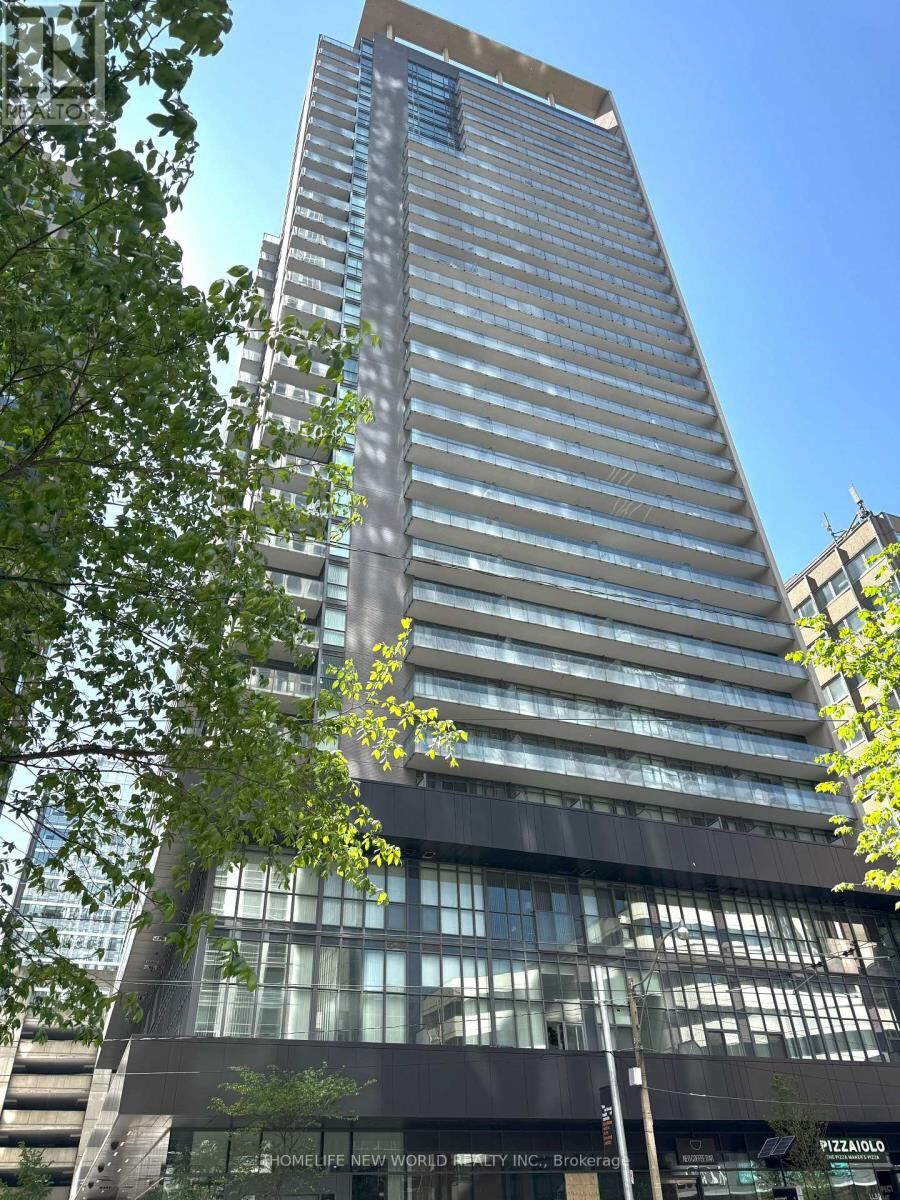 Property Photo: 770 Bay Street Ph206 ON M5G 1N6