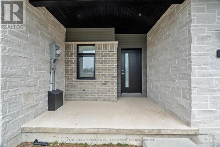 Property Photo: 592 Albert Street ON N0M 1S1