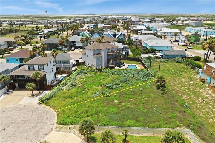 Property Photo: 691 Marlin Azul TX 78373