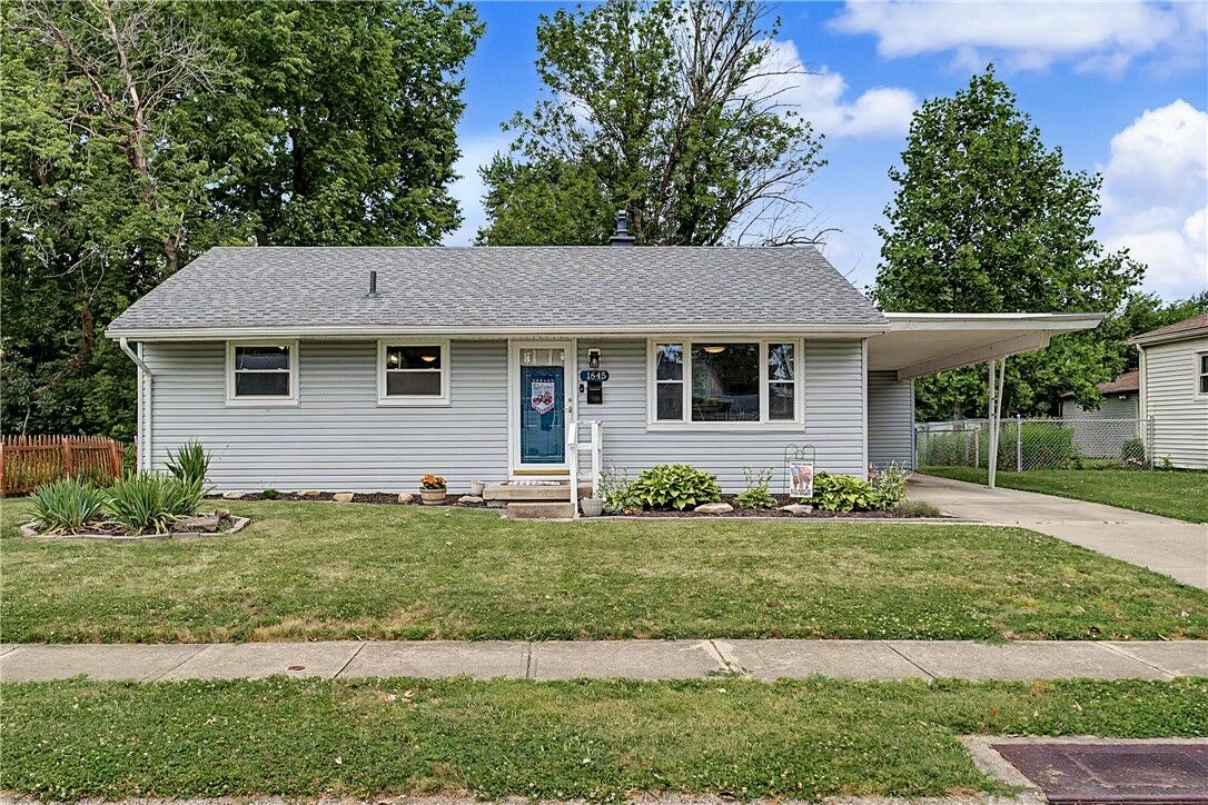 Property Photo:  1645 Seabrook Road  OH 45432 