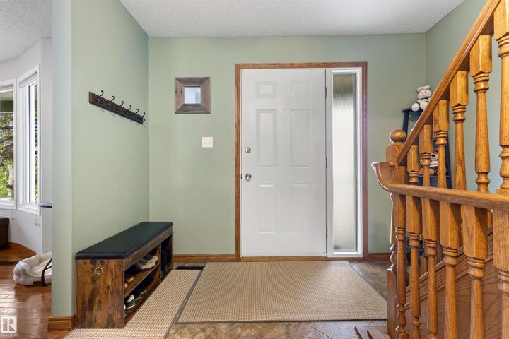 Property Photo: 9940 83 St AB T8L 3H3