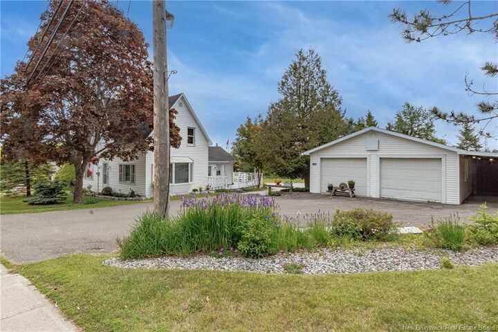 Property Photo: 416 Hampton Road NB E2E 4V5