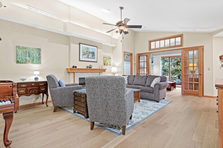 Property Photo: 545 Lovell Avenue MN 55113