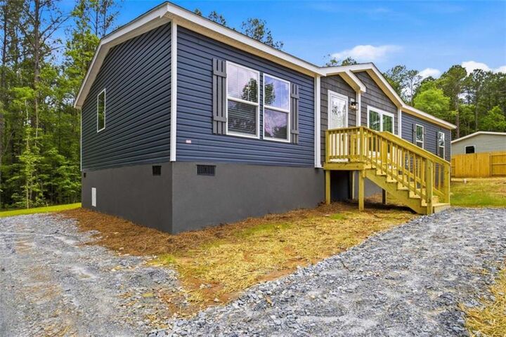 Property Photo:  108 Thomas Drive  GA 31024 