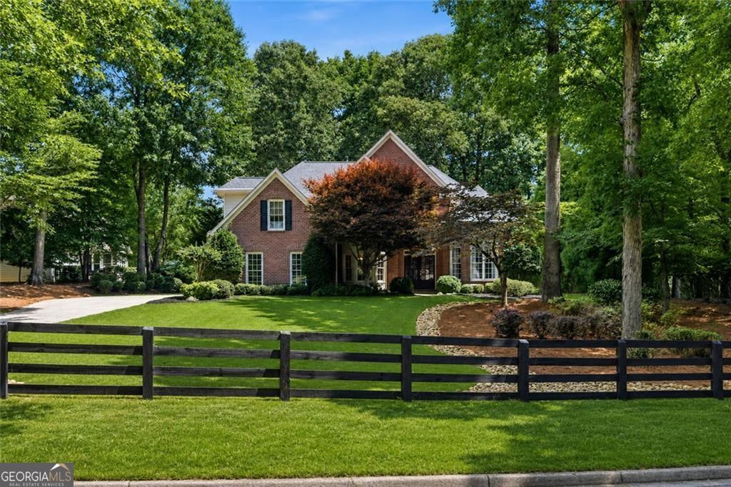 Property Photo: 4305 Summerwood Drive GA 30041